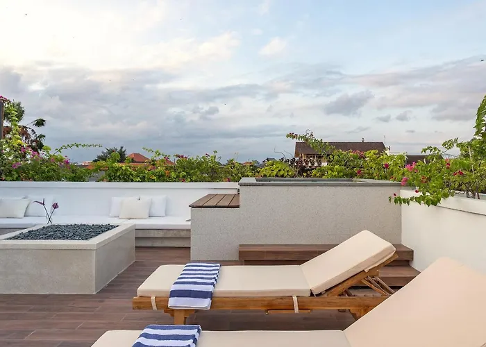 Villa Aquamarine 1 *
